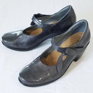 Naot gray patent mary janes - 36 (5.5)